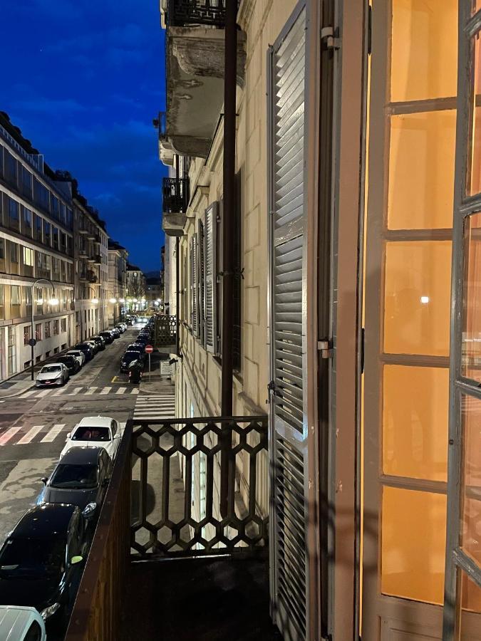 La Casa Di Ringhiera - Silenzioso Appartamento Di Charme Con Balcone Nel Quadrilatero Romano Turin Ngoại thất bức ảnh