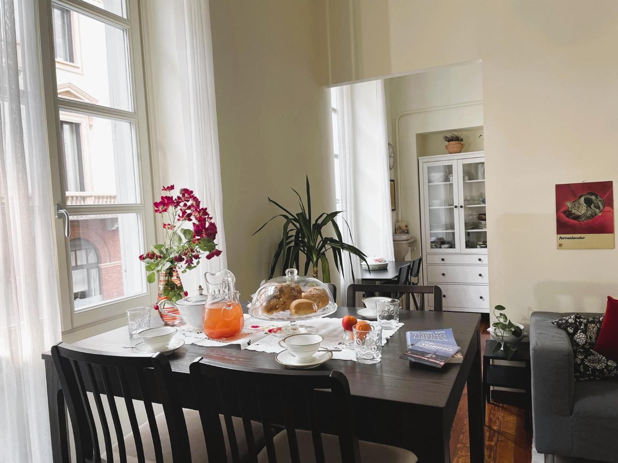 La Casa Di Ringhiera - Silenzioso Appartamento Di Charme Con Balcone Nel Quadrilatero Romano Turin Ngoại thất bức ảnh